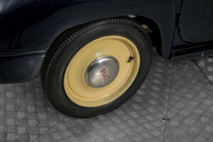 Bild 35/50 von FIAT 500 C Topolino (1953)