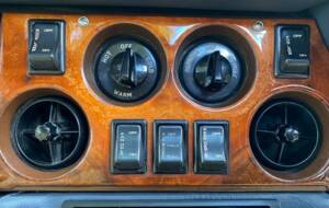 Image 32/42 of Bristol 411 Mk. V (1975)