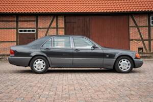 Image 11/54 of Mercedes-Benz 500 SEL (1992)