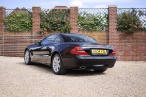 Image 10/50 de Mercedes-Benz SL 350 (2004)