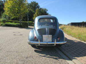 Bild 3/19 von Renault 4 CV (1952)