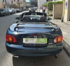 Bild 7/10 von Mazda MX-5 1.6 (1999)