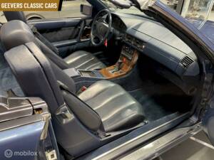 Image 10/16 of Mercedes-Benz 500 SL (1992)