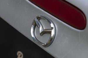 Imagen 8/22 de Mazda MX-5 1.6 (2001)