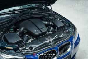 Image 13/25 of BMW M5 (2005)