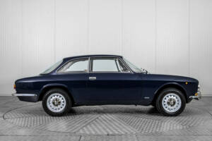 Bild 12/50 von Alfa Romeo Giulia GT 1300 Junior (1976)