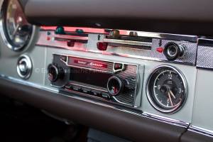 Image 11/26 of Mercedes-Benz 230 SL (1966)