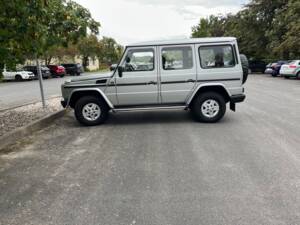 Imagen 4/8 de Mercedes-Benz 300 GE (LWB) (1991)