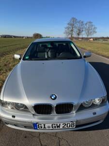 Bild 9/75 von BMW 540i (2001)