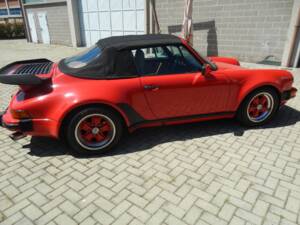 Imagen 2/85 de Porsche 911 Carrera 3.2 (1986)