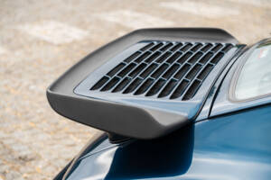 Immagine 16/87 di Porsche 911 Turbo 3.3 (1991)