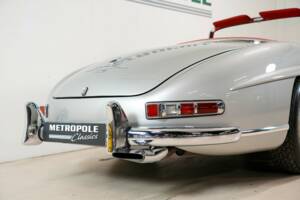 Image 28/50 of Mercedes-Benz 300 SL Roadster (1958)