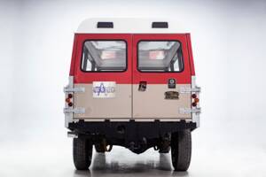 Afbeelding 7/33 van Land Rover 109 (1989)