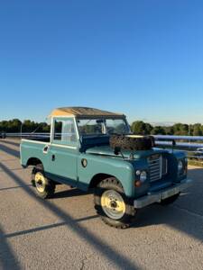 Bild 2/51 von Land Rover 88 (1976)