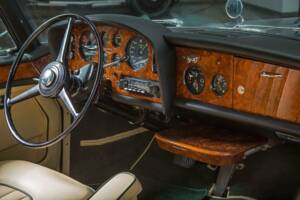 Immagine 14/20 di Bentley S 3 Continental (1963)