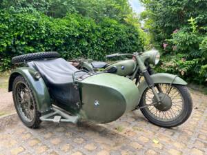 Image 3/9 de BMW R 51/3 (1952)