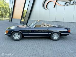 Image 11/22 de Mercedes-Benz 560 SL (1984)