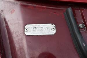 Image 24/26 of Peugeot 504 Convertible (1974)