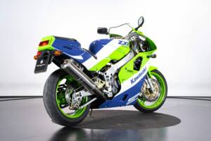 Image 4/50 of Kawasaki ZX-R 400 (1990)