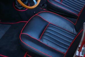 Image 41/50 of Alfa Romeo Giulia 1600 Spider (1963)