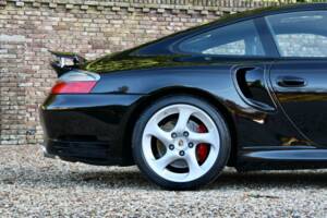 Image 41/50 of Porsche 911 Turbo (2002)