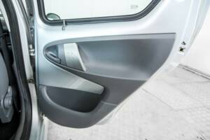 Image 29/48 of Toyota Aygo (2010)