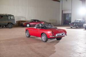 Image 10/27 of MG MGB GT (1972)