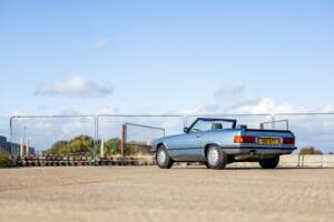 Image 13/47 of Mercedes-Benz 300 SL (1987)