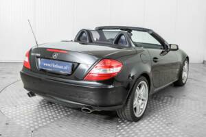 Afbeelding 26/50 van Mercedes-Benz SLK 200 Kompressor (2007)