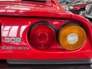 Image 31/40 of Ferrari 308 GTS Quattrovalvole (1984)