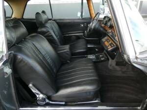 Bild 12/20 von Mercedes-Benz 280 SE 3,5 (1970)