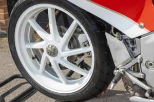 Image 36/50 of Honda VFR 750R RC 30 (1989)