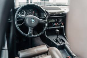 Bild 3/20 von BMW 530i (1988)