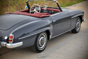 Image 49/59 of Mercedes-Benz 190 SL (1958)