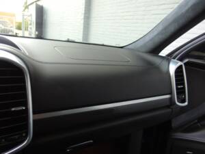 Imagen 59/97 de Porsche Cayenne Turbo (2011)