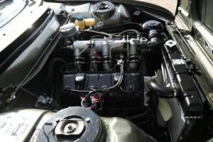 Image 35/50 of Peugeot 504 Convertible (1981)