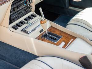 Bild 46/70 von Aston Martin V8 EFi (1988)