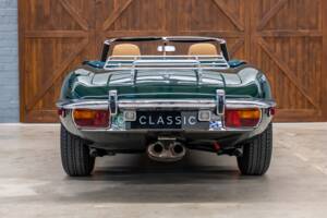 Image 28/34 de Jaguar Type E V12 (1972)
