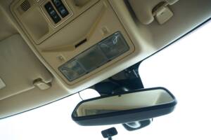 Bild 34/50 von Jaguar XJ 5.0 (2011)