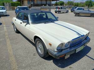 Image 35/50 of Jaguar XJ6 3.2 Sovereign (1983)