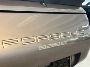 Afbeelding 40/59 van Porsche 928 S (1985)