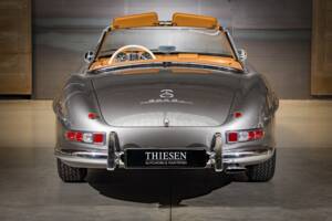 Image 6/22 de Mercedes-Benz 300 SL Roadster (1961)