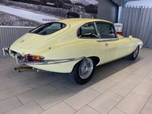 Afbeelding 7/19 van Jaguar E-Type (2+2) (1966)