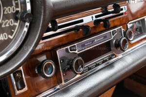 Bild 15/35 von Mercedes-Benz 280 SE 3,5 (1970)