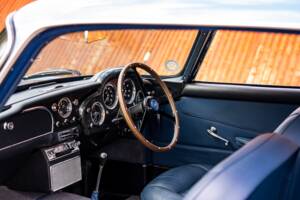 Image 25/56 of Aston Martin DB 4 (1960)