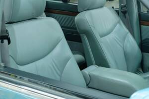 Bild 25/50 von Mercedes-Benz 300 SE (1991)