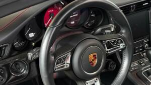 Image 11/19 of Porsche 911 Targa 4 GTS (1900)