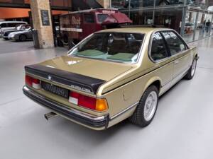Bild 4/30 von BMW 635 CSi (1980)