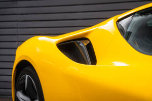 Immagine 53/61 di Ferrari SF90 Stradale (2021)