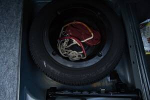 Image 22/63 of Mercedes-Benz 220 E (1993)